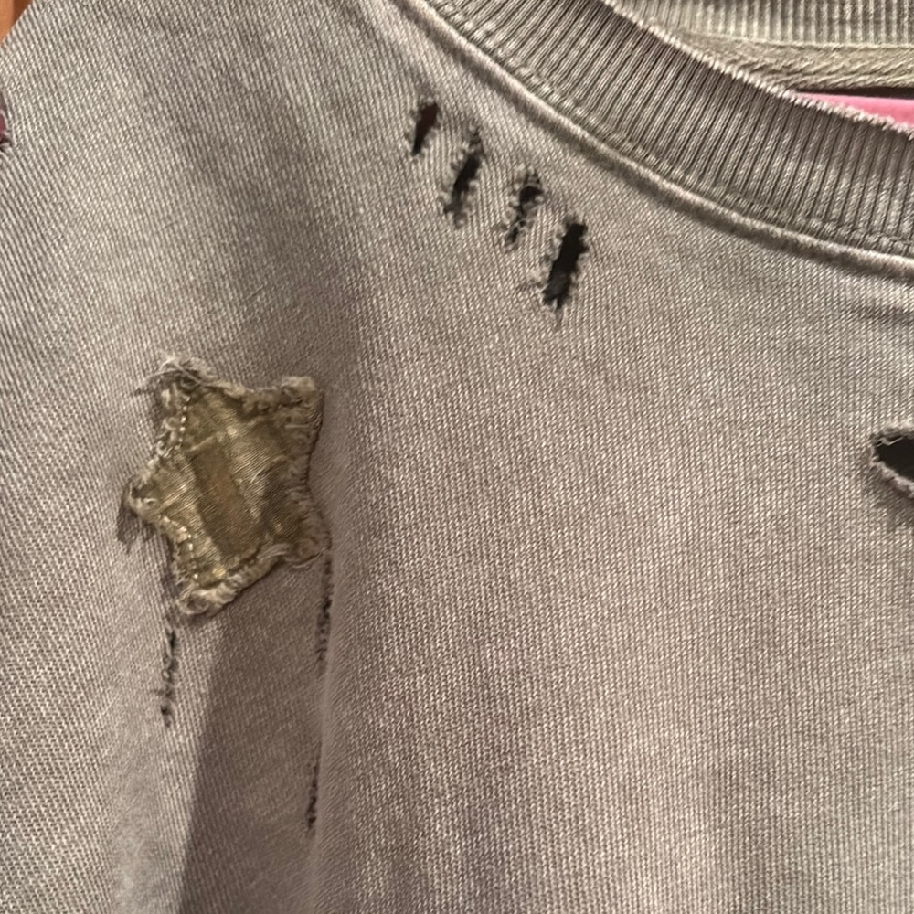 Easel Gray Textured T-Shirt - Picture 5 of 10
